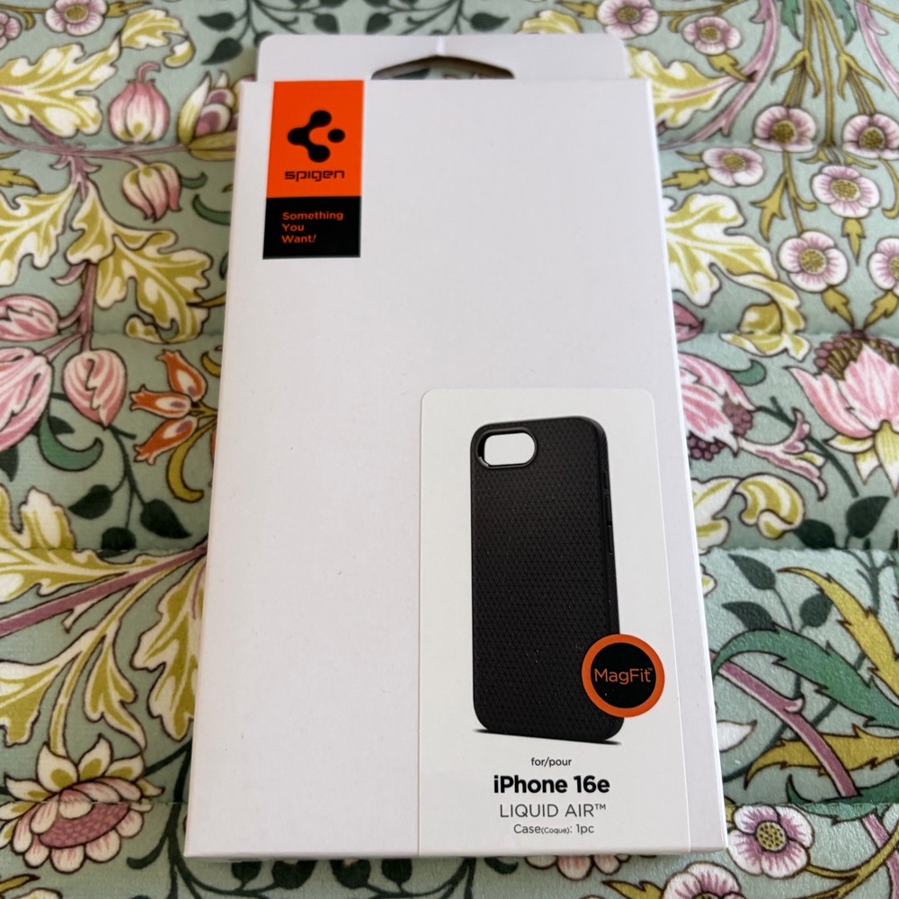 Spigen Liquid Air MagFit Case for iPhone 16e - Black